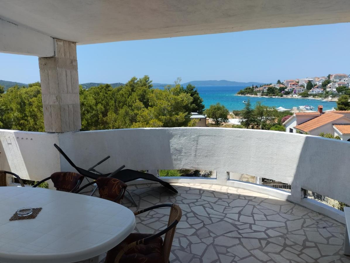 Braco Apartments By The Sea With A Sea View Zaboric Ngoại thất bức ảnh