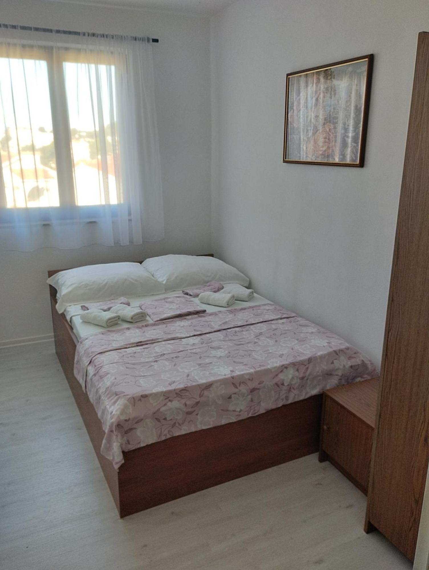 Braco Apartments By The Sea With A Sea View Zaboric Ngoại thất bức ảnh