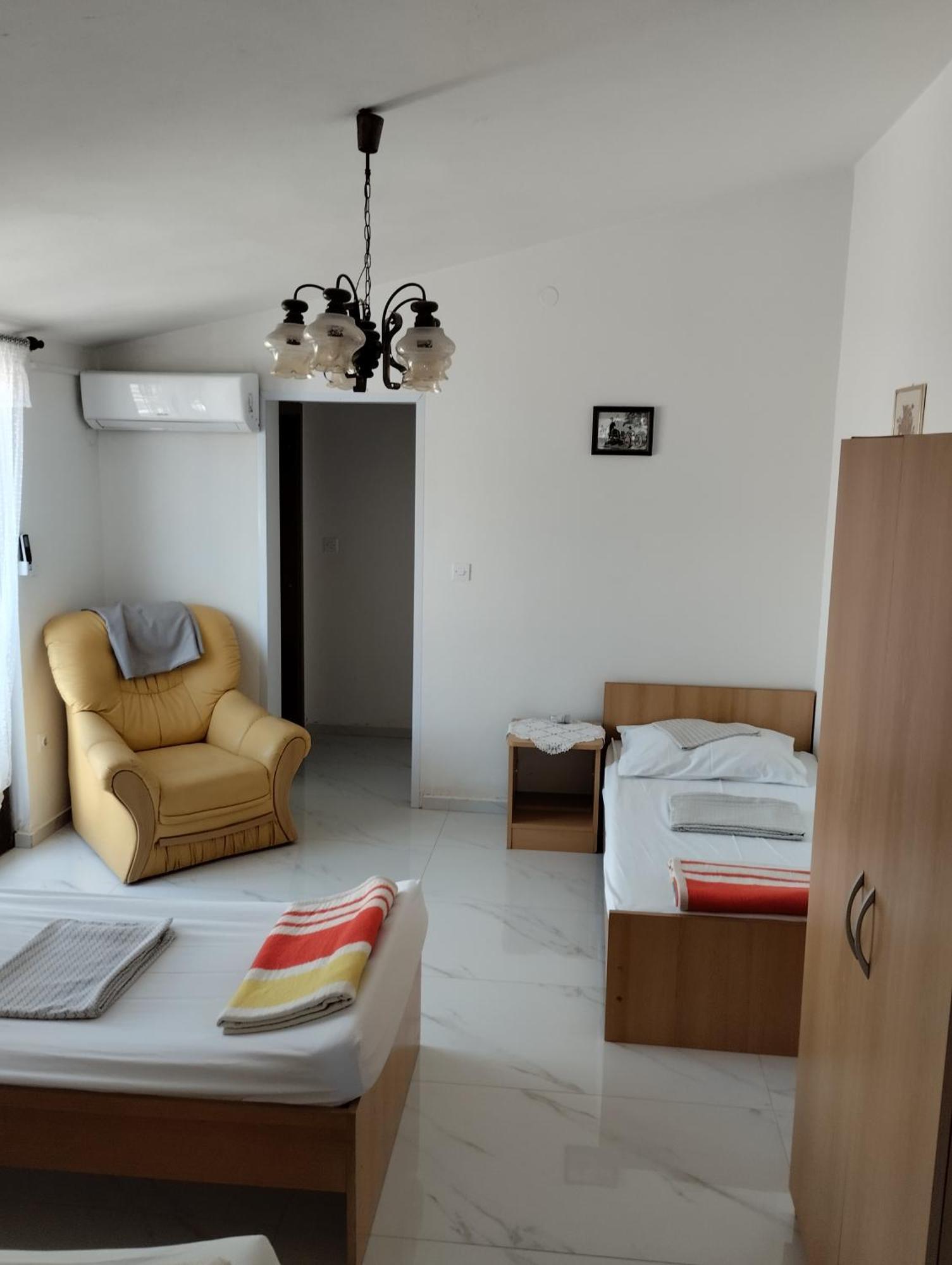 Braco Apartments By The Sea With A Sea View Zaboric Ngoại thất bức ảnh